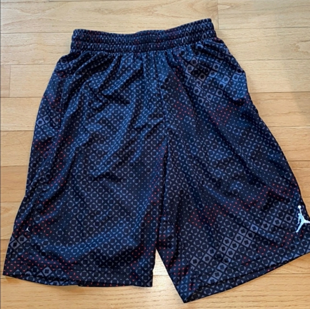 Medium NWT Jordan dri-fit shorts